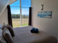 Tennessee Hill Chalets - balcony