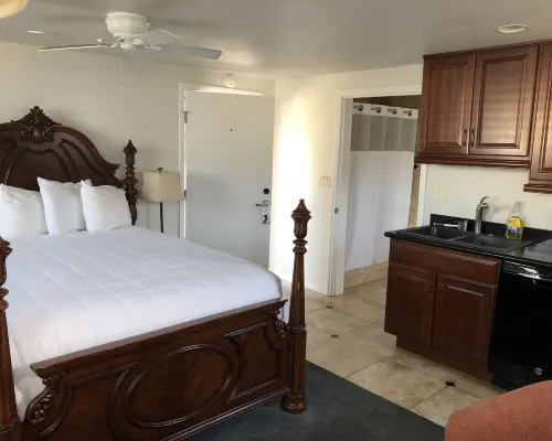 Catalina Island Seacrest Inn Hotels in Avalon