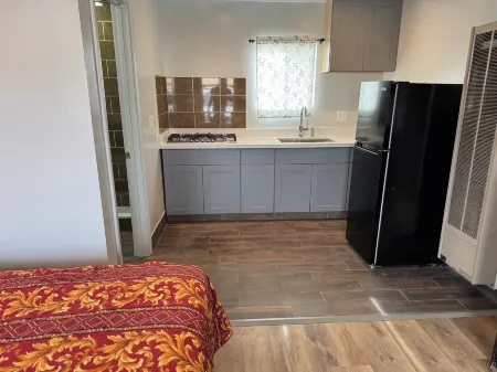 BORONDA INN Отели рядом с достопримечательностью «Салинас»