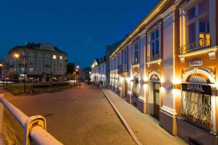 Home Far from Home Отели рядом с достопримечательностью «Ягеллонский университет»