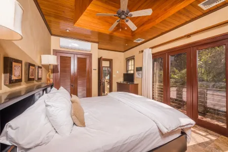 Jet Luxury at Langosta BeachResortVillas Отели в г. Тамариндо