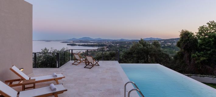 Greenstone Villas Hotels in Feakes