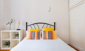 2Br at Chiado Historical Heart of Lisbon