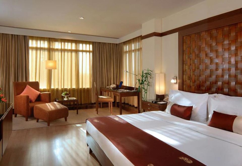 Fortune Select Global Hotel Gurgaon Over view