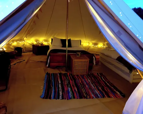 Chestnut 6m Bell Tent-Log Burner-nr Whitby-Parking Hotels in Loftus