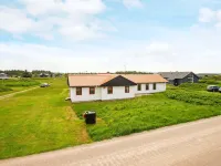 Lovely Holiday Home in Jutland with Hot Tub