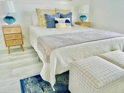 Sandy Pointe #211- Bream Island Hotels near Preston Hood Chevrolet