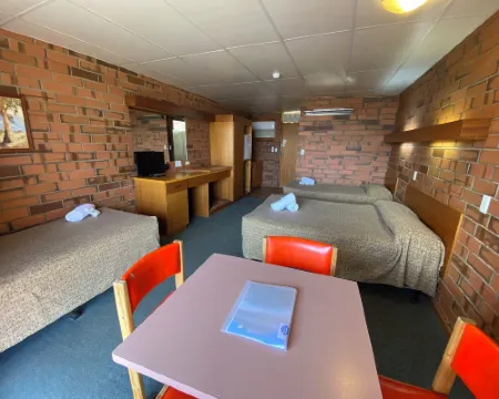 Hawker Hotel Motel Hotels in Flinders Ranges