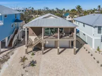 109 Gulfview Avenue - Beautiful Private Pool Home Mid Island Home