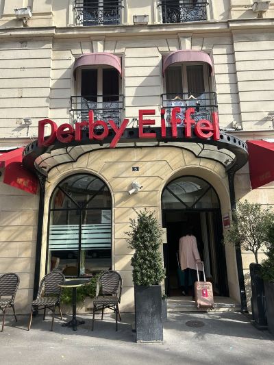 施設外観 ホテル ダービー エッフェルの写真