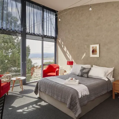 Tamar River Apartments