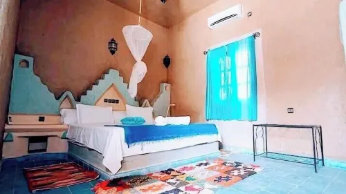 Riad Dar Ouzine - Parking