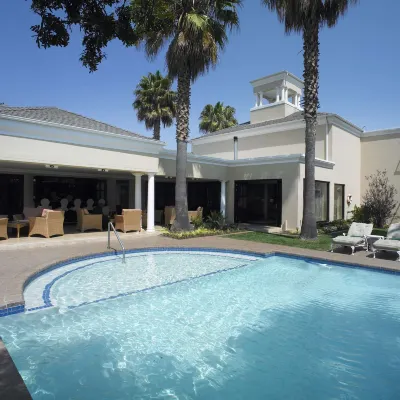 Southern Sun Katherine Street Отели рядом с достопримечательностью «Мелроуз»
