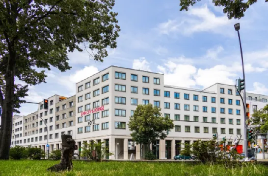 Ginn City & Lounge Yorck Berlin Отели рядом с достопримечательностью «Парк Флашенхальс»