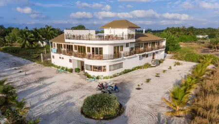 Olive Goidhoo Отели в г. Фехенду