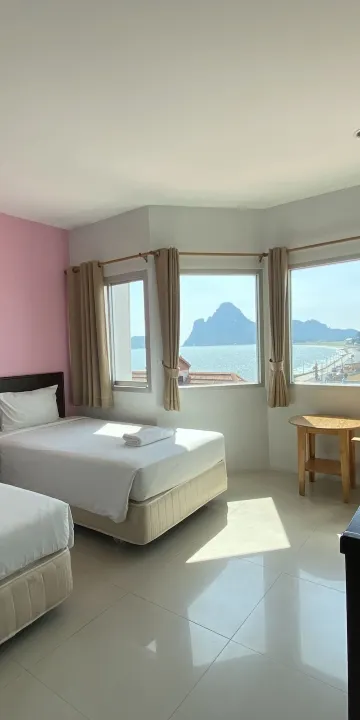 ห้องมาตรฐานเตียงแฝดพร้อมวิวทะเล