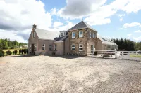 Greenknowes Entire Private Estate