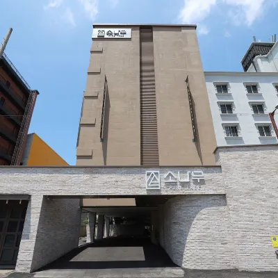 Chuncheon Sonamu Hotel 春川中央市場周辺のホテル