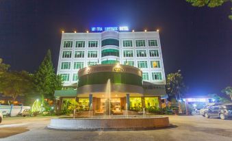 My Tra Riverside Hotel