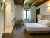 Cascina 1909 Hôtels à : Monta