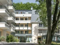 MÉDICIS Home Dijon les Petites Roches Hotels in Dijon