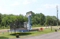 Two Rivers Motel Các khách sạn ở Nipissing District