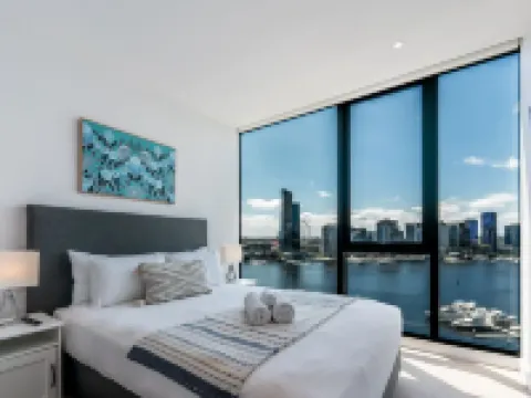 Melbourne Private Apartments - Collins Wharf Waterfront, Docklands Hotels in Docklands