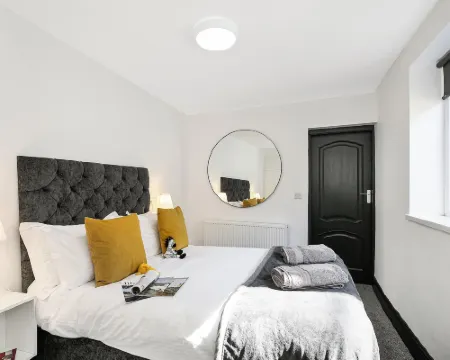 Tyme Suites on Kingsway Hotels in Cleethorpes