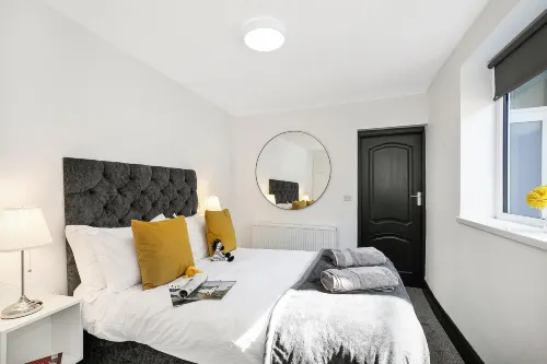 Tyme Suites on Kingsway