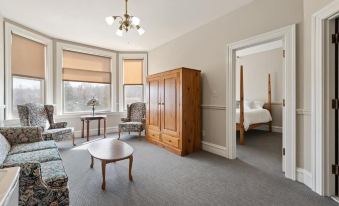 The Audubon Hotel and Event Venue
