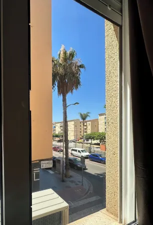 Hotel Avenida Отели в г. Кутар