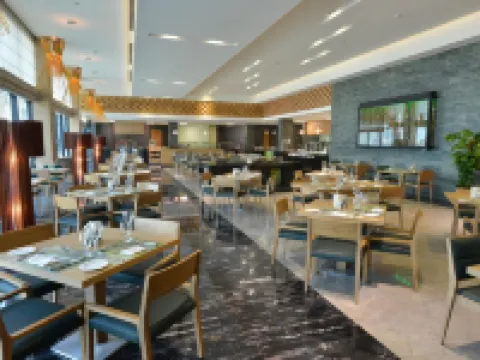Ramee Grand Hotel and Spa Hotéis em Seef