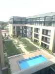 Embassy Gardens Luxury Suites Cpg - piscina
