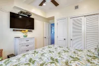 Paradise Place by AvantStay Key West Old Town Condo w Shared Pool