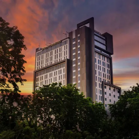 Mövenpick Surabaya City