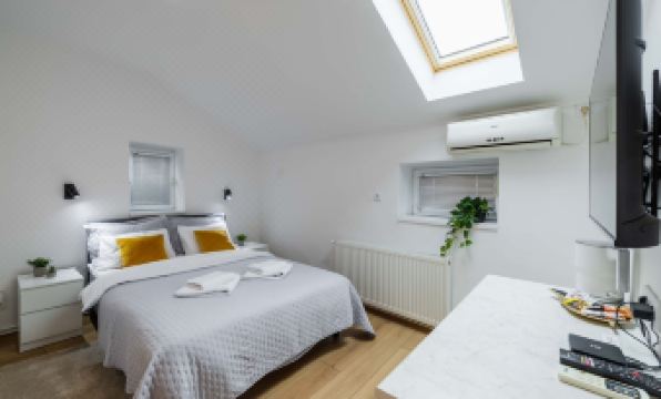 Old Town Rooms