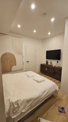 UG Neubau City Wohnung (Optional Pool+Gym+2Tes Bad Extra Buchbar) Hotels in Pullach im Isartal