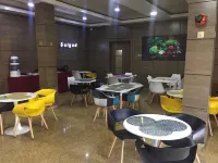 Sulgad Majesic Hotel فنادق في باوتشي