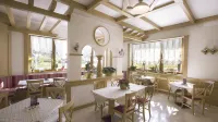 Alma Living Hotel- Al Girarrosto Hotels near Lago di Cavazzo / Lât di Cjavaç