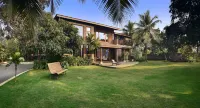 Amã Stays & Trails the Mango House, Alibag Hotels in Awas