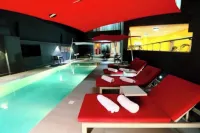 Loft Hotel - Pemandangan Pantai