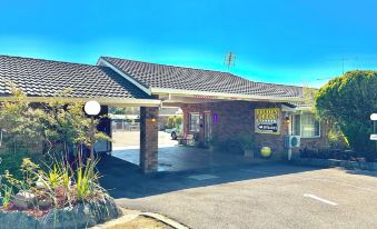 Golden Grain Motor Inn