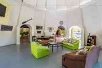 Kayak Lodge فنادق في Parrita