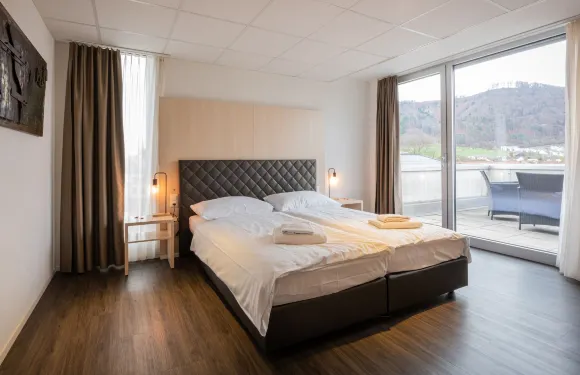 洛洛倫特波恩機場公寓酒店