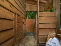 Bean Creek Cabins Hotels in Caddo Gap