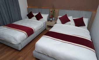 Lotus Shine N Amenities