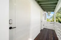 Romeo Julieta 2 Epic Studios Steps to 7th Ave