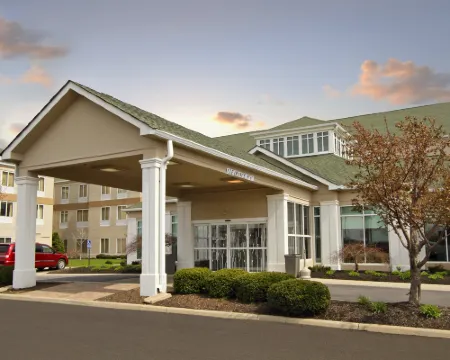 ヒルトン ガーデン イン コロンバス エアポート コロンバスのホテル