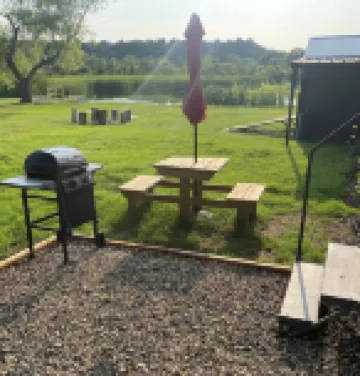 Tiny House Cottage On The Lake