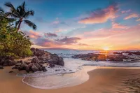 Beautifully Appointed 2-bedroom cottage in Lower Kula with AC, WiFi, & Smart TV Hotel a Kula